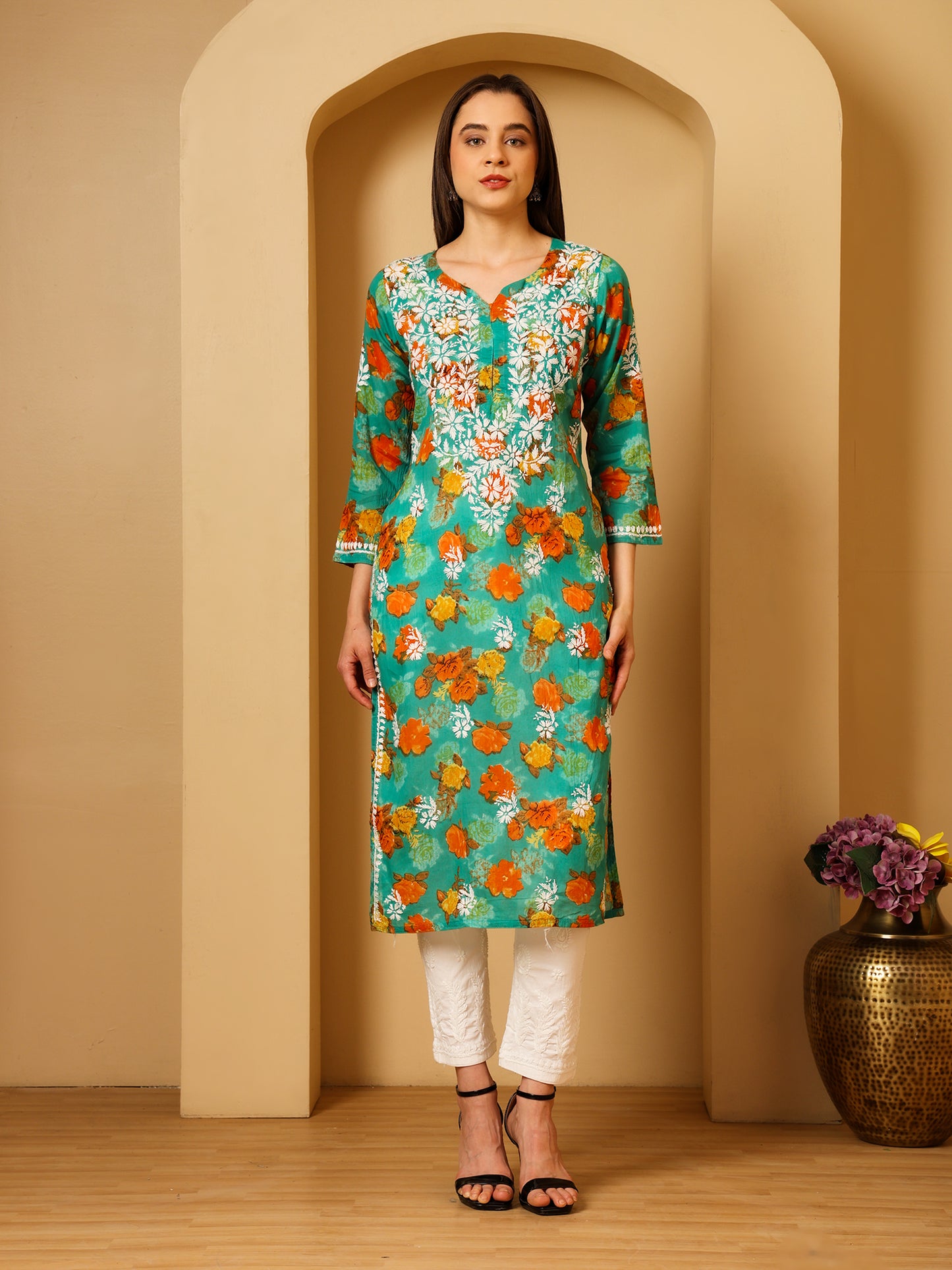 Nazaira Women’s Green Mul Cotton Lucknowi Chikankari Long Kurti | Hand-Embroidered Floral Printed Cotton Kurta | Elegant Ethnic Wear for Women | Traditional Lucknow Chikan Work |