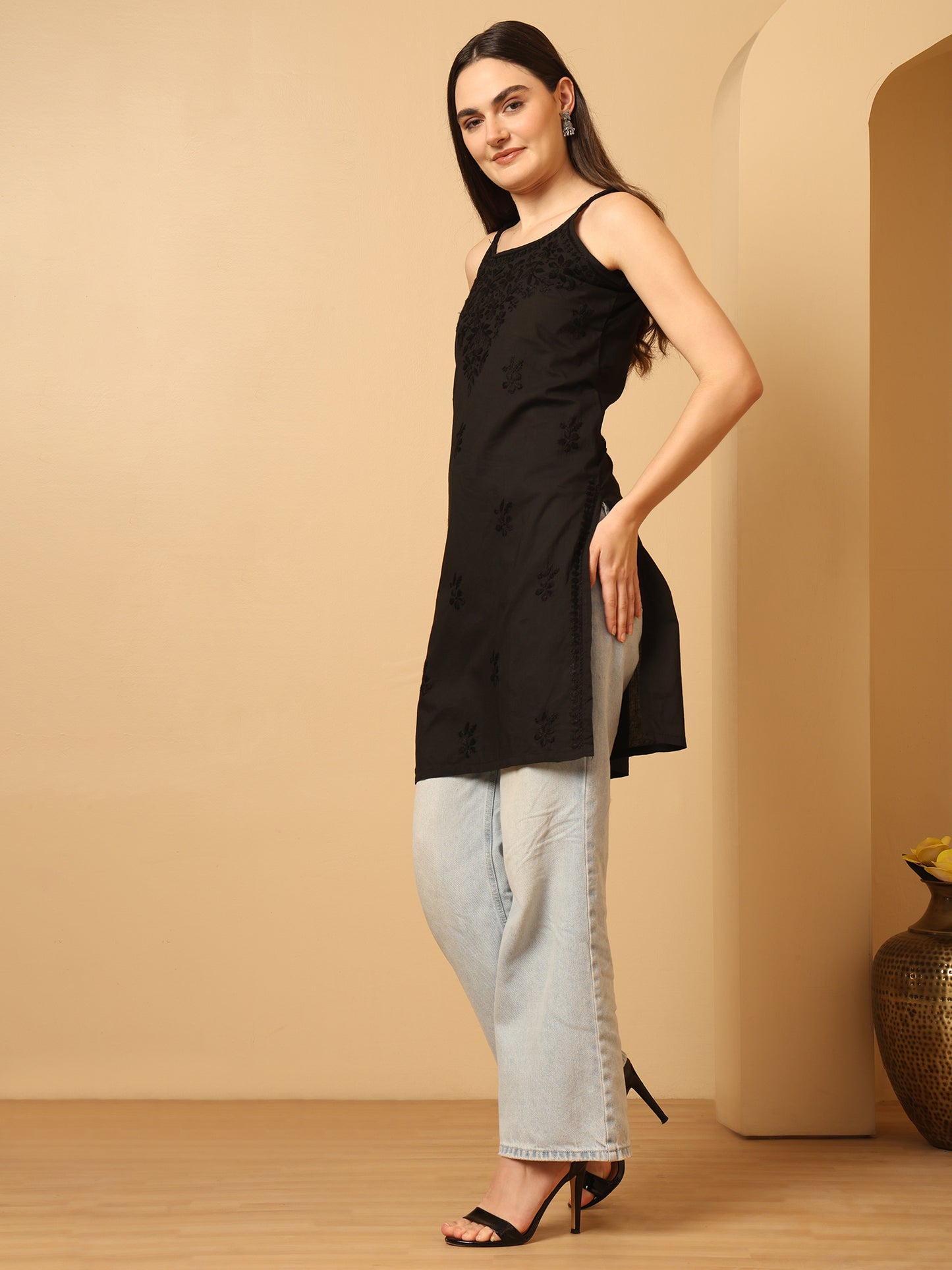 Black Cotton Lucknowi Chikankari Sleeveless Short Kurti for Women with Hand Embroidery – Lightweight Ethnic Wear Top