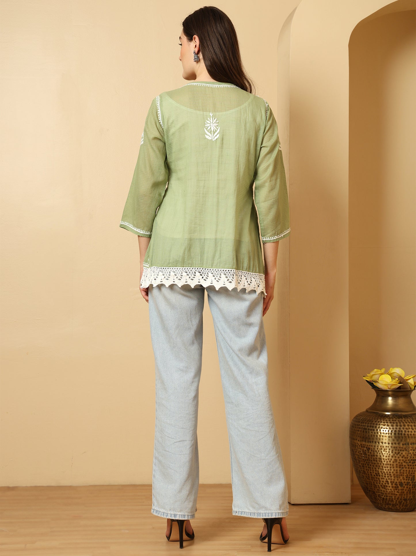 Green Kota Doria Lucknowi Chikankari Short Kurti for Women with Hand Embroidery – Lightweight Ethnic Wear Top