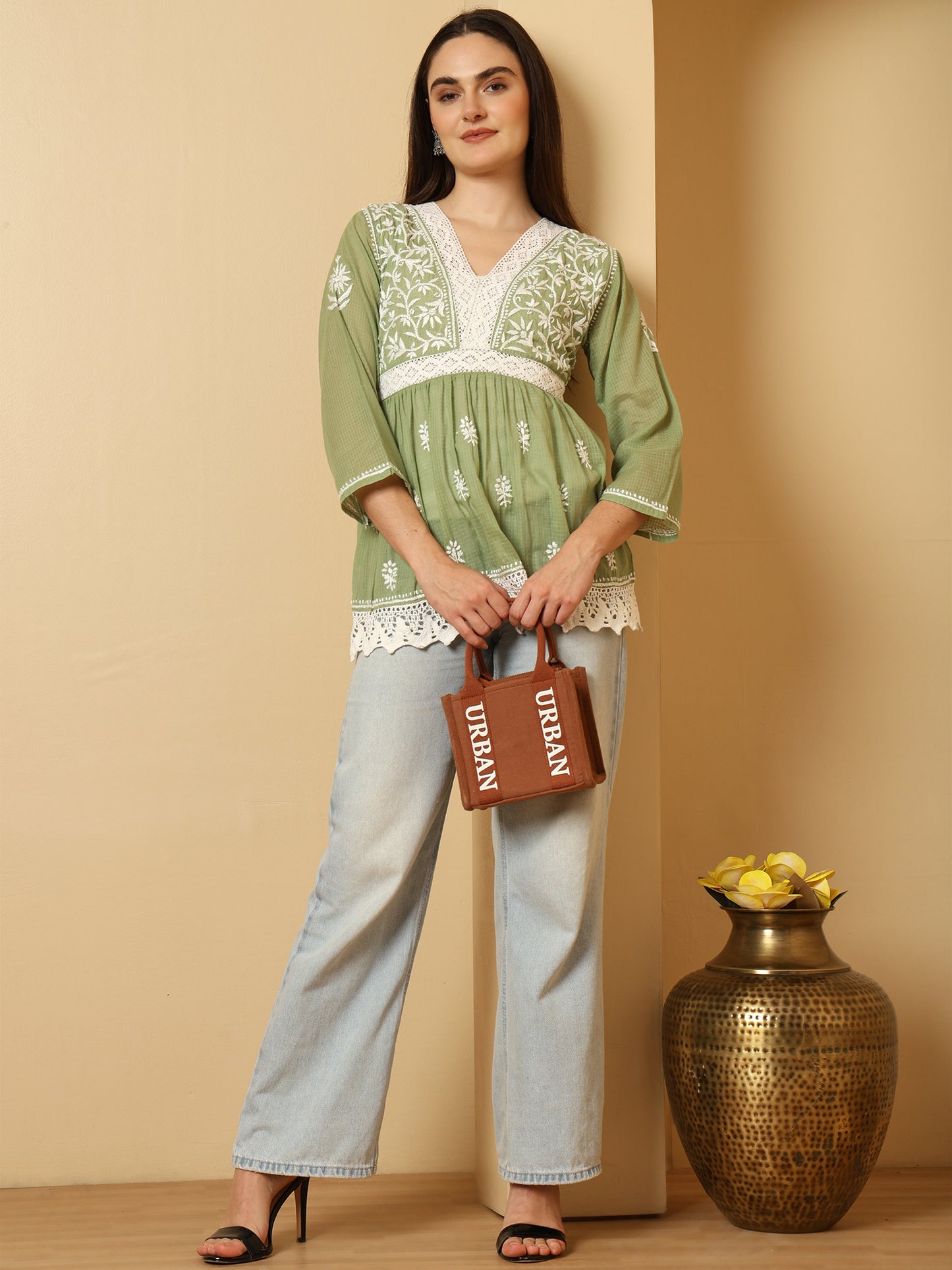 Green Kota Doria Lucknowi Chikankari Short Kurti for Women with Hand Embroidery – Lightweight Ethnic Wear Top