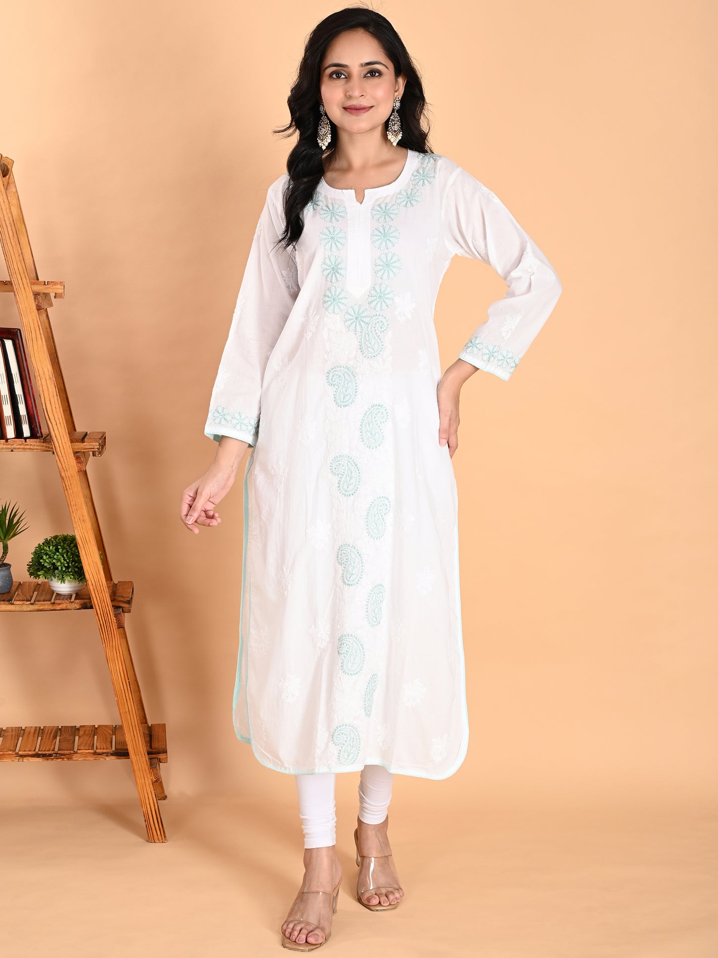 White Mulmul Cotton Lucknowi Chikankari Long Kurta for Women with Sea Green Hand Embroidery – Authentic Ethnic Wear Kurti