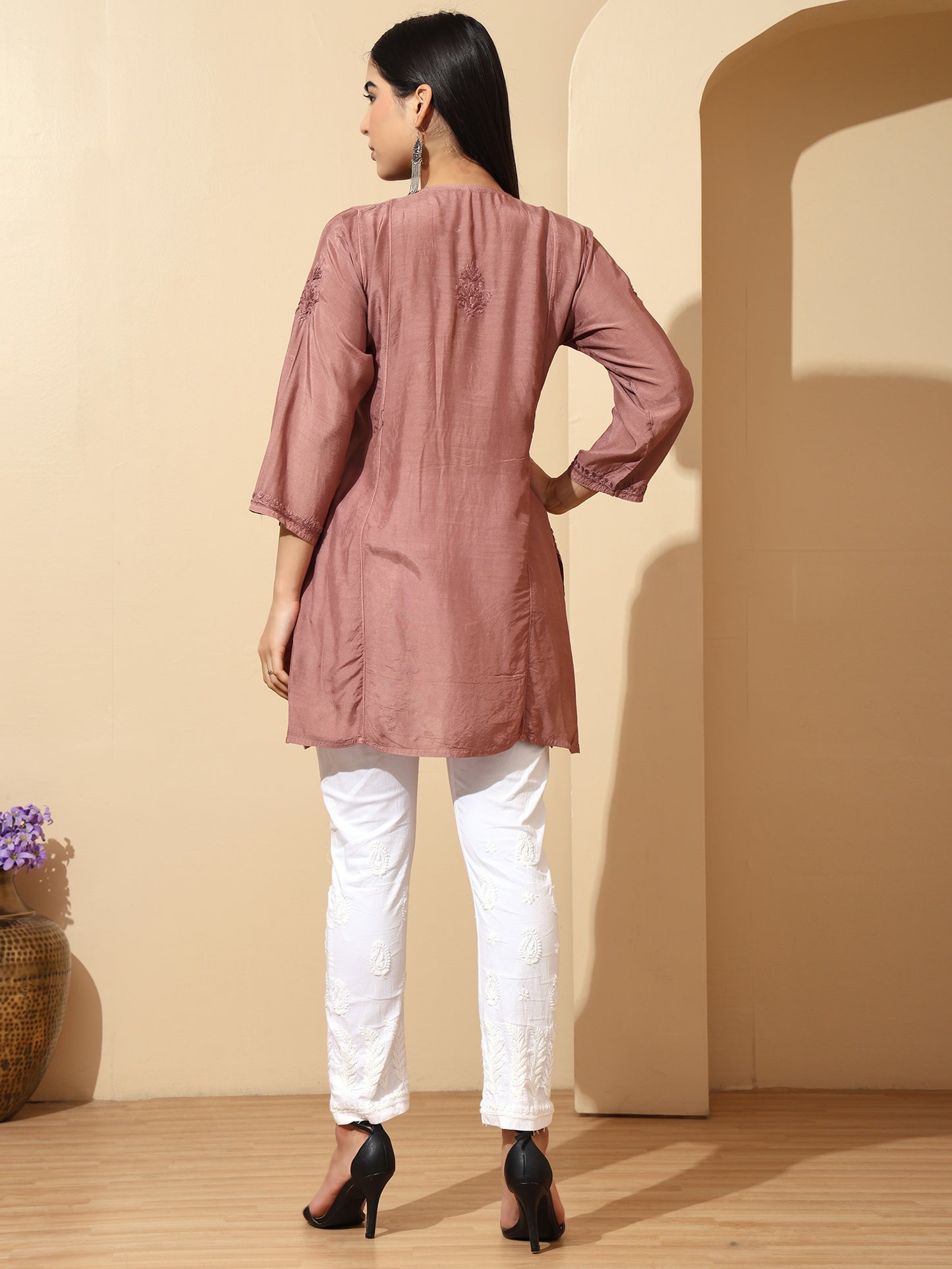 Brown Muslin Lucknowi Chikankari Straight Kurti for Women with Hand Embroidery – Ethnic Wear Kurta