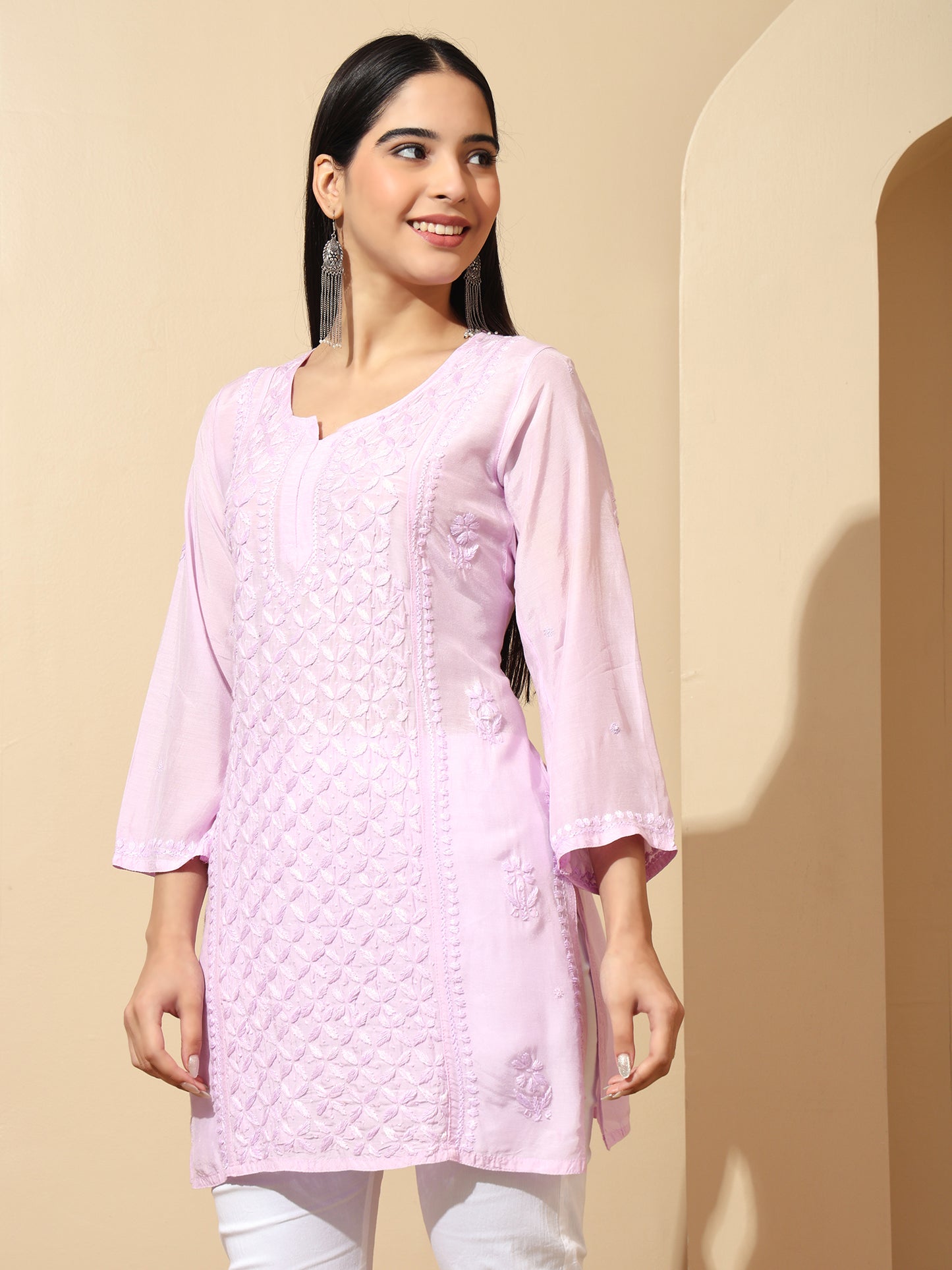 Lavender Muslin Lucknowi Chikankari Straight Kurti for Women with Hand Embroidery – Ethnic Wear Kurta