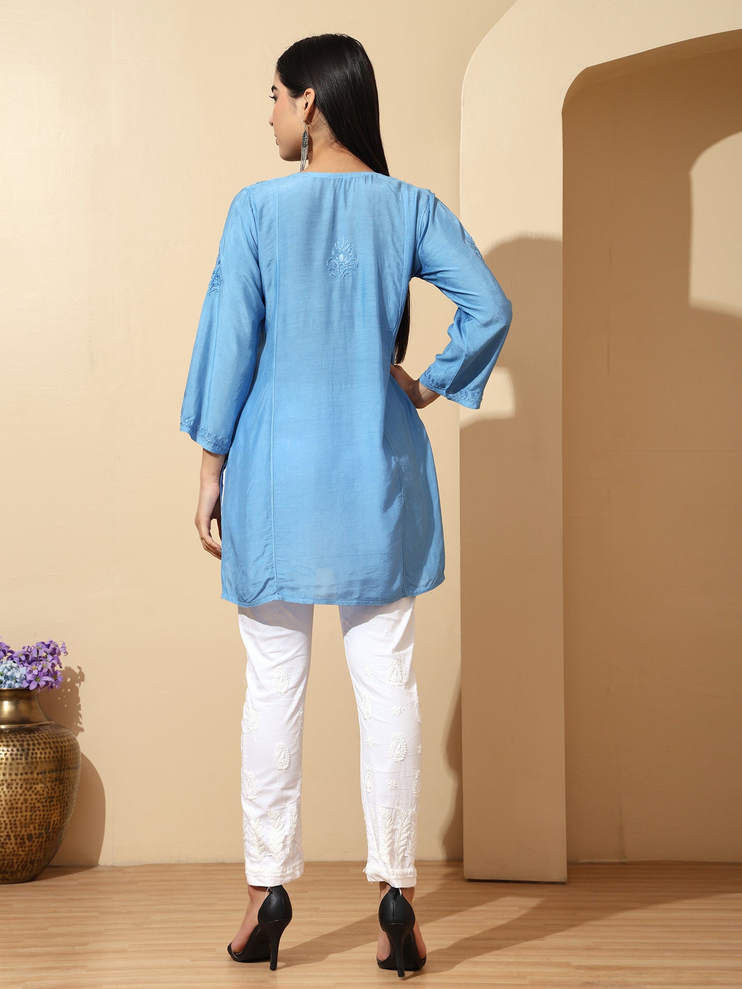 Blue Muslin Lucknowi Chikankari Straight Kurti for Women with Hand Embroidery – Ethnic Wear Kurta