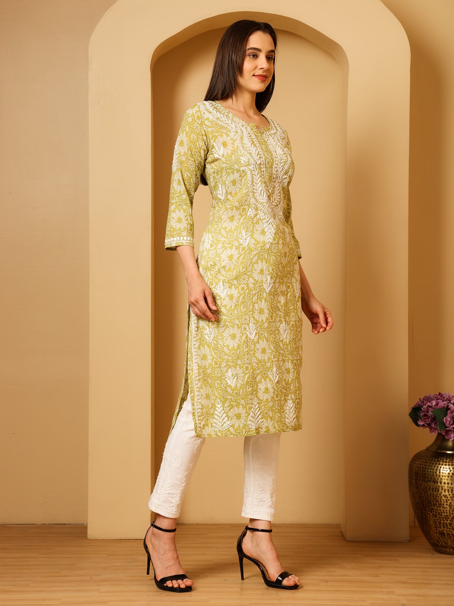 Nazaira Mulmul Cotton Chikankari Kurta for Women Pista Green | Hand Embroidered Lucknow Chikankari Kurti | Ethnic Wear Long Kurta for Women | Handmade Luckhnawi Chickankari Kurta