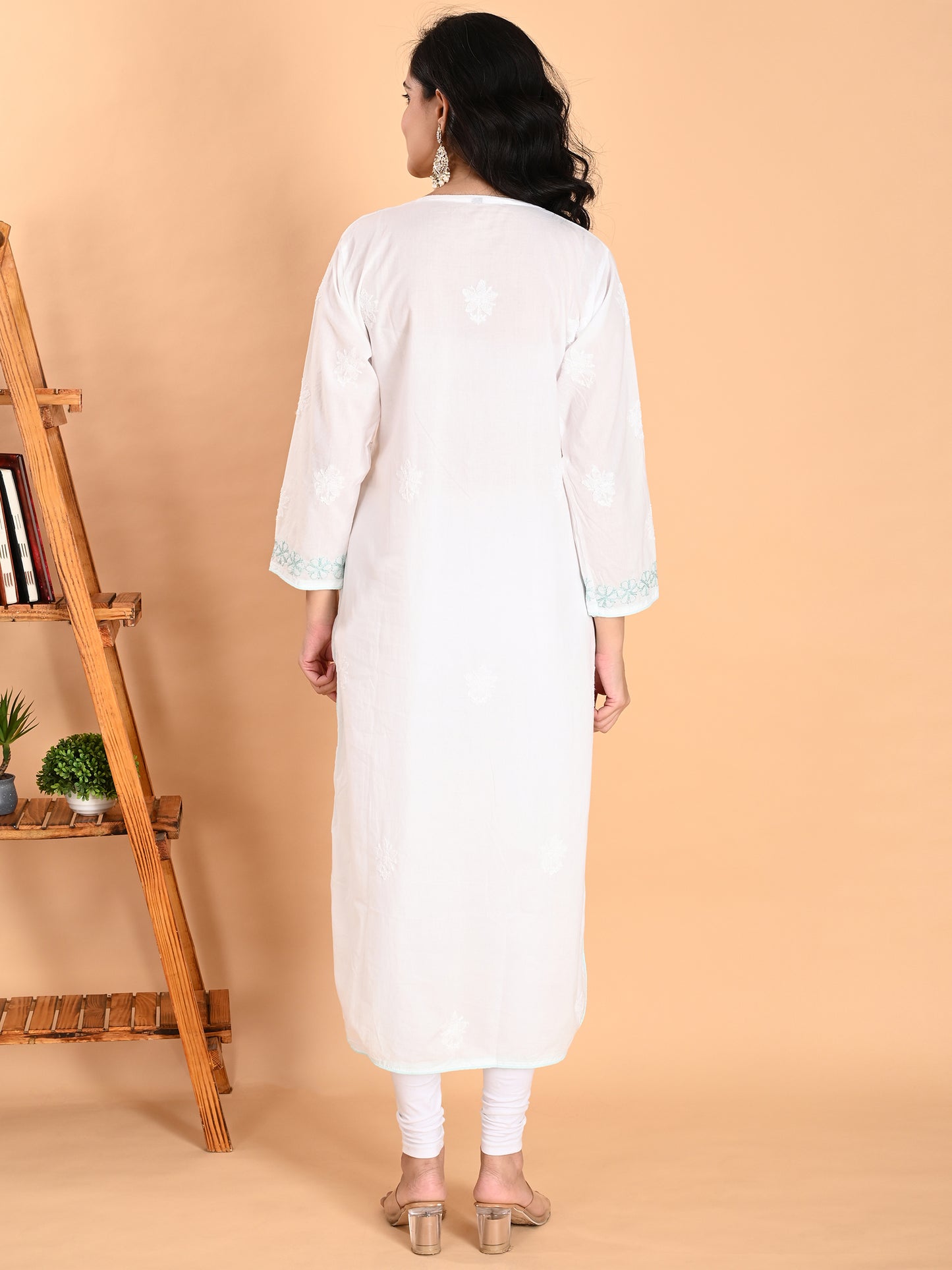 White Mulmul Cotton Lucknowi Chikankari Long Kurta for Women with Sea Green Hand Embroidery – Authentic Ethnic Wear Kurti