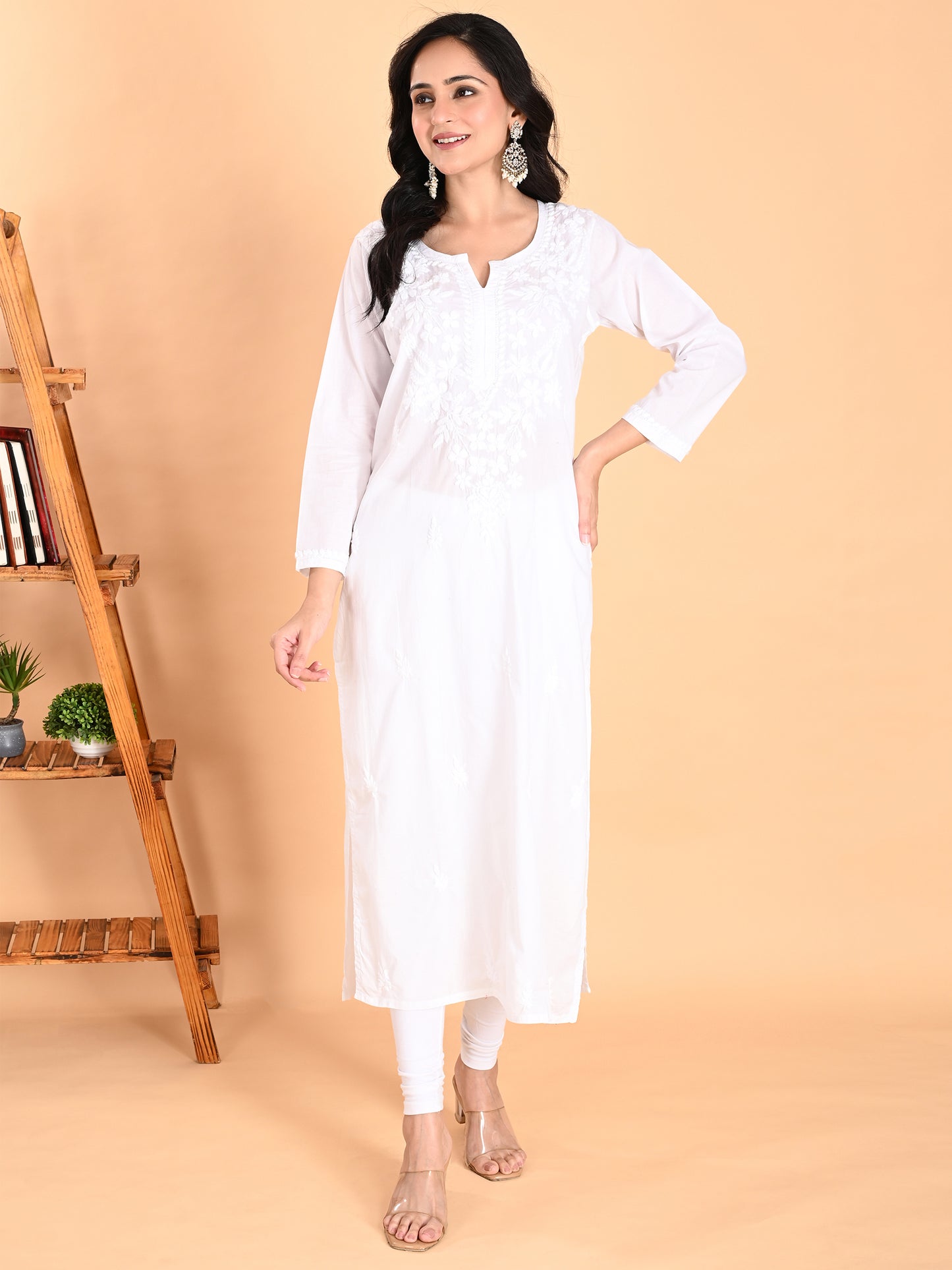 White Cotton Lucknowi Chikankari Long Kurta for Women with Hand Embroidery – Traditional Ethnic Wear Kurti