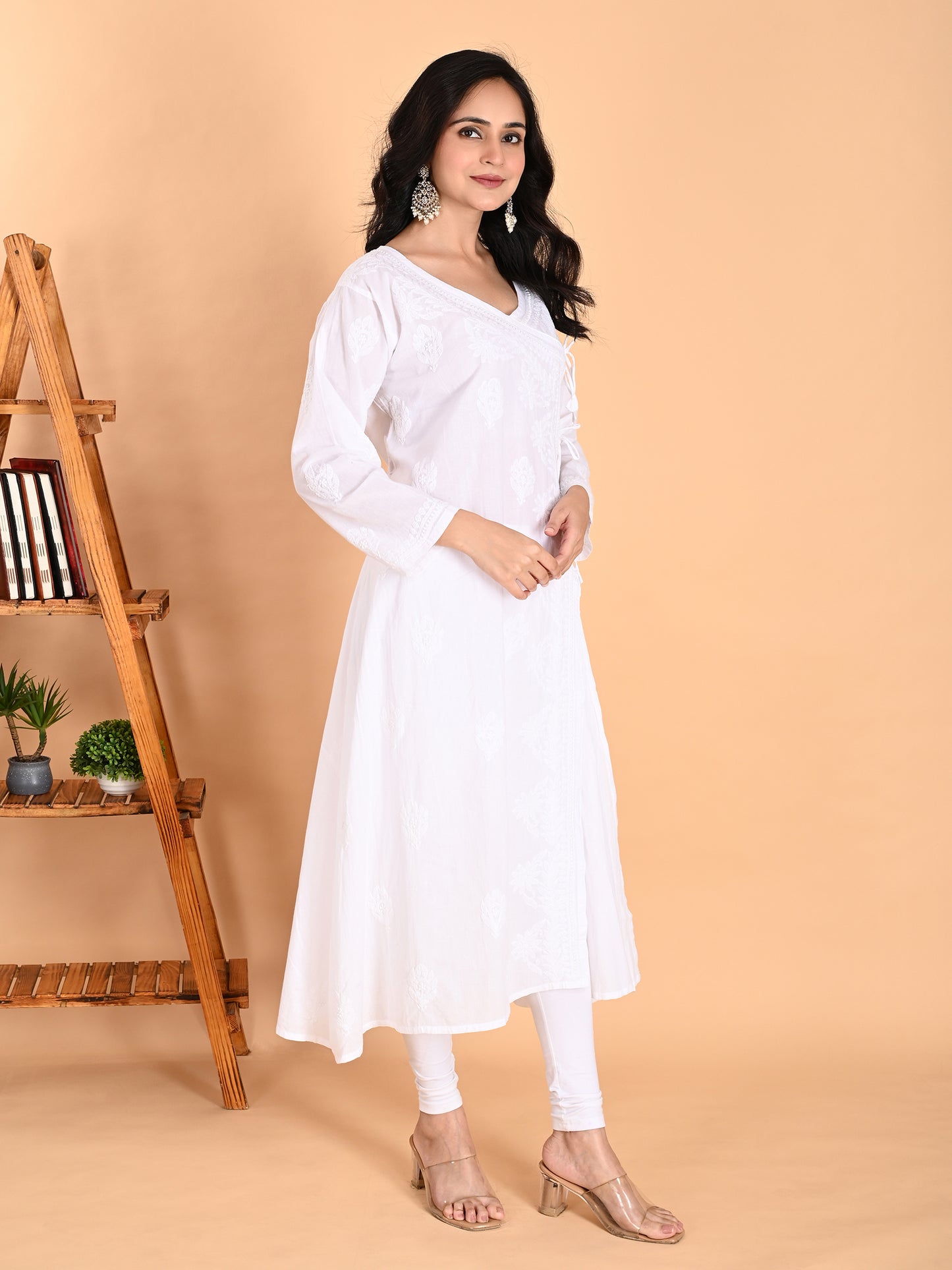 White Mulmul Cotton Lucknowi Chikankari Angarkha Style Kurta for Women with Hand Embroidery – Long Ethnic Wear Kurti